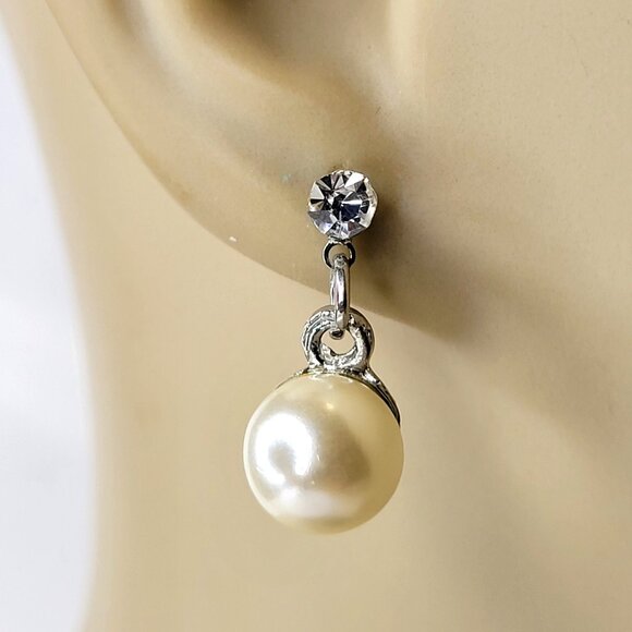 Set of 4 Faux Pearl Drop or Pierce Earrings - Picture 5 of 10